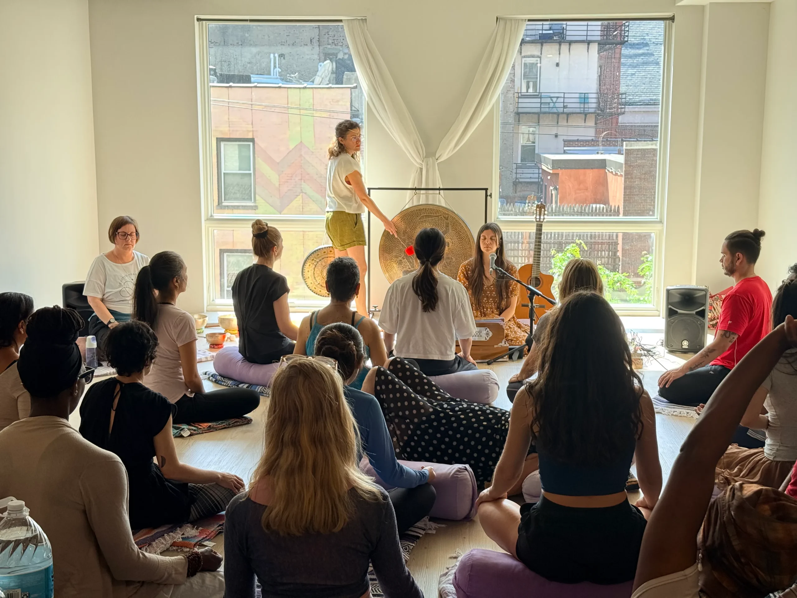 Singing bowls and gong for a sound bath